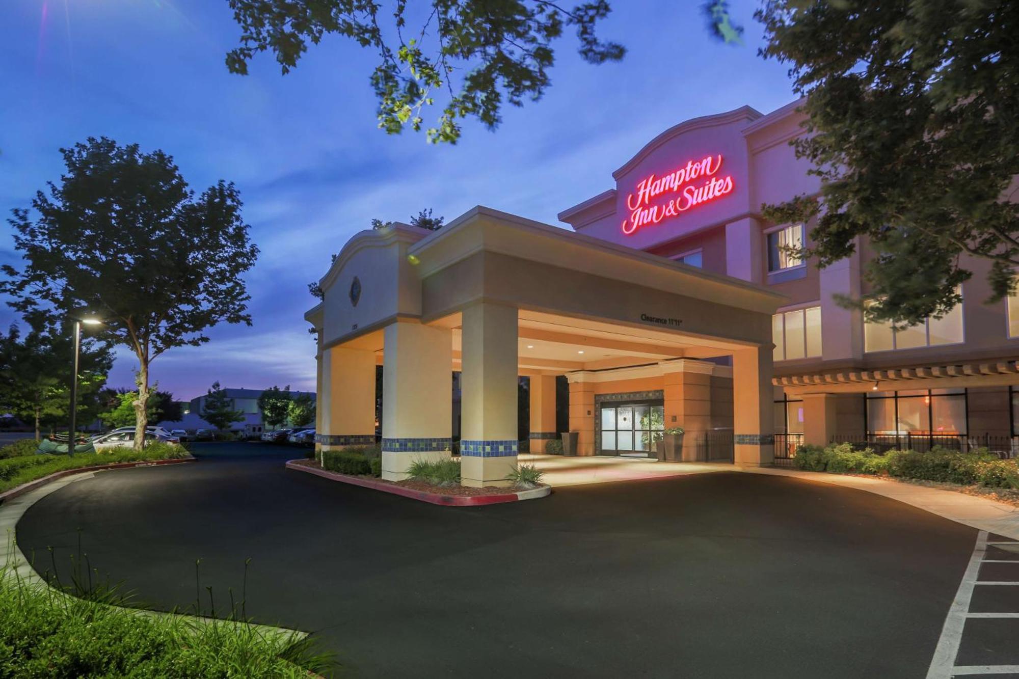 Hampton Inn & Suites Yuba City Exterior photo